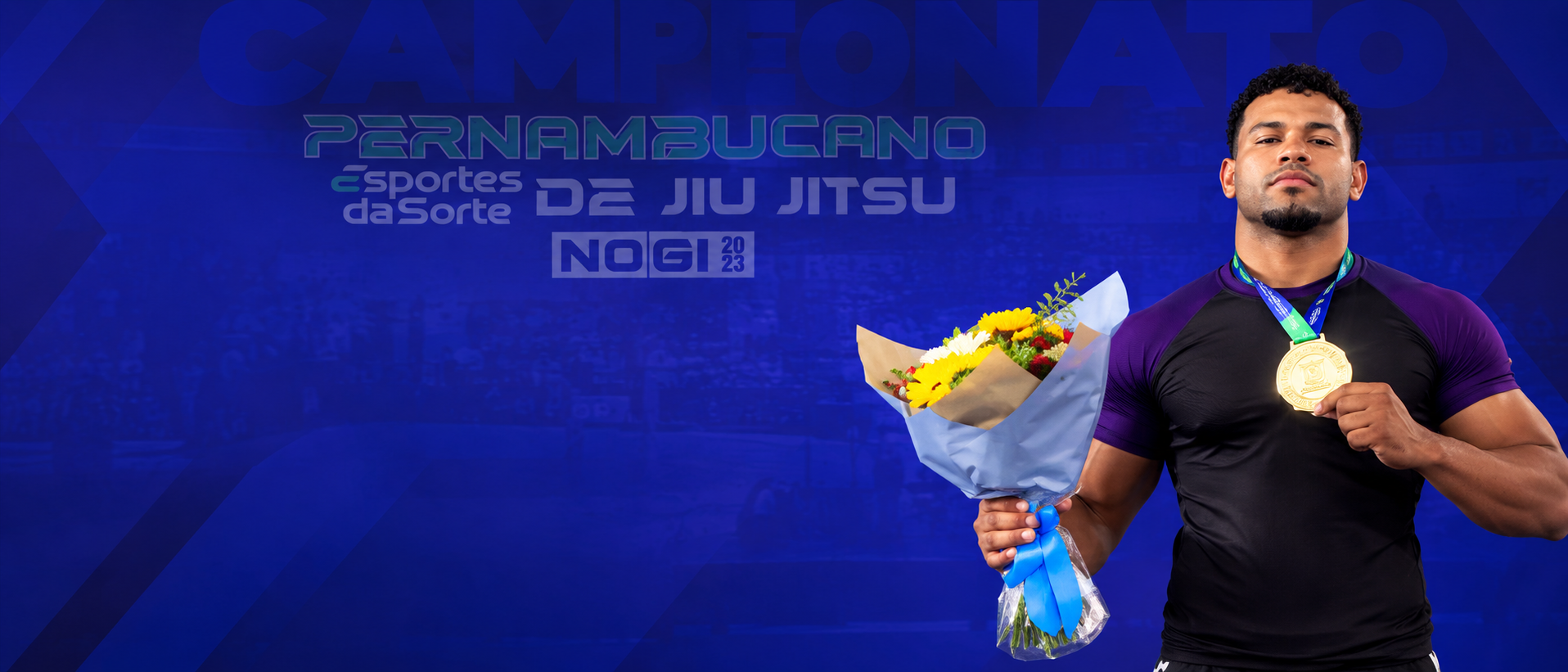 João Gilberto com medalha, em arte de campeonato de jiu-jitsu